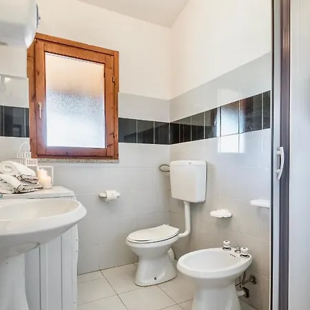 With Air Conditioning In The Center Of San Teodoro Apartamento San Teodoro (Sardinia)