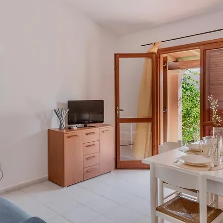 With Air Conditioning In The Center Of San Teodoro San Teodoro (Sardinia)